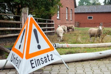 Moorbrand bei Meppen schwelt weiter – viele unterirdische Glutnester