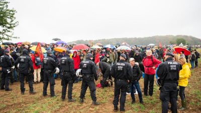Demonstration am Hambacher Forst darf am Samstag wie geplant stattfinden