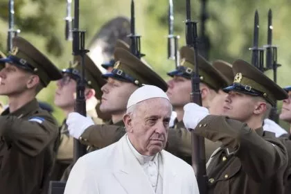 Konservative Kardinäle machen vor Missbrauch-Gipfel gegen den Papst mobil