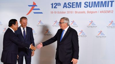 Europa-Asien-Gipfel in Brüssel soll Signal für freien Welthandel geben