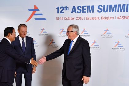Europa-Asien-Gipfel in Brüssel soll Signal für freien Welthandel geben
