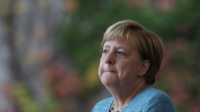Nach angekündigtem Merkel-Rückzug: Union und SPD verlieren