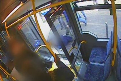 Öffentlichkeitsfahndung in Essen: Brutale Schläger gesucht – Videoaufnahme zeigt skrupelloses Vorgehen
