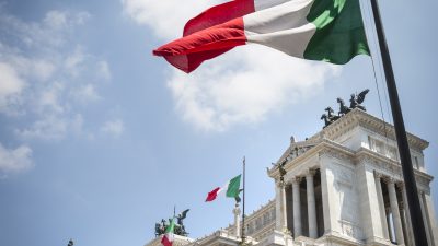 Chef von Euro-Rettungsschirm sieht keinen Grund zur Panik bei Italien