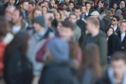 Populismus greift in Deutschland weiter um sich – Zufriedenheit mit gelebter Demokratie nimmt ab