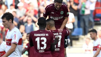 3:1 gegen Stuttgart: Hannover 96 feiert ersten Saisonsieg