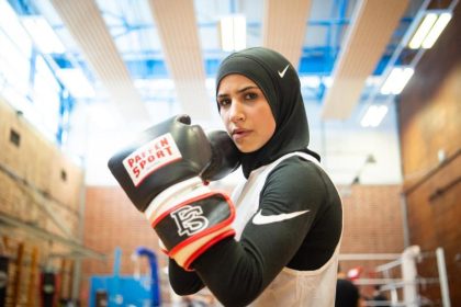 Zeina Nassar: Mit Kopftuch zur deutschen Box-Meisterschaft