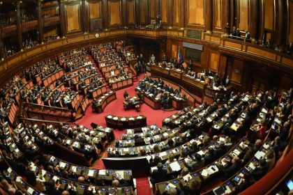 Italiens Senat billigt per Vertrauensabstimmung neuen Haushaltsplan