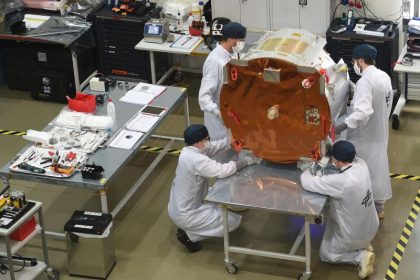 Satellit mit Pflanzen an Bord geht auf die Reise
