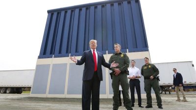 Trump reist in Machtprobe um Mauerbau an die mexikanische Grenze