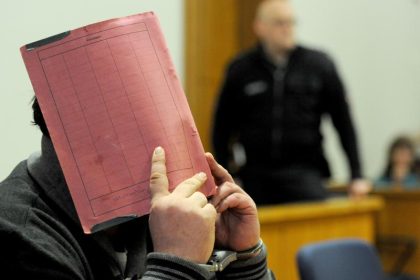 Früherer Krankenpfleger Niels Högel gesteht 100 Patientenmorde