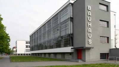 Bauhaus-Direktorin bleibt bei Absage an Feine Sahne Fischfilet