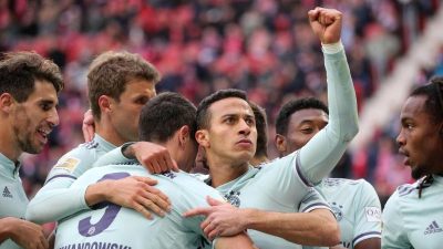 Bayern nach Sieg in Mainz erster Dortmund-Verfolger