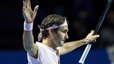 99. Turniersieg: Federer schlägt Zverev-Bezwinger in Basel