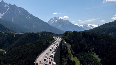 Murenabgang am Brenner: Autobahn gesperrt