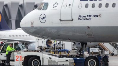 Kurzschluss in Kaffeemaschine – Lufthansa-Flieger landet ungeplant in Hamburg