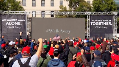 US-Bürger schließen sich der „Walk Away“-Bewegung an und distanzieren sich so von der Demokratischen Partei