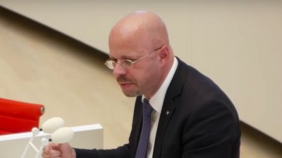 AfD-Fraktion Brandenburg lehnt UN-Migrationspakt ab – erwartet von Woidke-Regierung klare Signale gegenüber „Merkels GroKo“