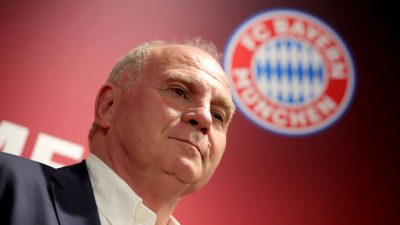 Zoff bei Bayern München: FCB Fans stellen sich mit Sprechchören hinter Breitner