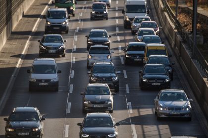 Zwölf Stunden Vollsperrung: Übernachtung im XXL-Stau auf der A2
