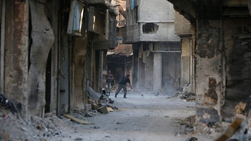 Syrische Staatsmedien: Munitionslager in Vorort von Damaskus explodiert