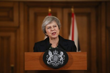 May geht nach Rückschlägen im Streit um Brexit-Deal in die Offensive