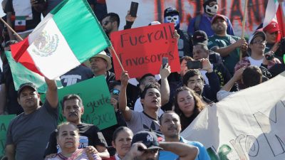 Lautstarke Proteste in Mexiko gegen illegale Migranten aus Zentralamerika