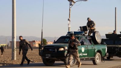 IS-Miliz bekennt sich zu Anschlag auf afghanischen Militärstützpunkt