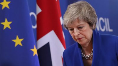 „Komplette Demütigung“: Britische Presse geht hart mit Premierministerin May ins Gericht