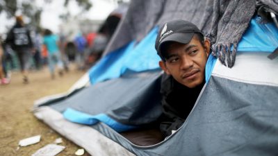 Illegale Einreise gescheitert: Hunderte Migranten aus Mexiko in die Heimat zurückgekehrt