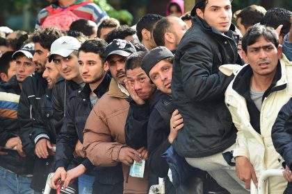 Personalrat warnt: Berliner Flüchtlingsamt droht zum Jahreswechsel der Kollaps