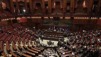 Italiens Parlament billigt Verschärfung des Migrationsrechts