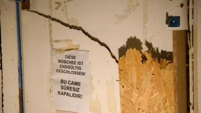 Lügt die Regierung absichtlich? Auch Berliner Verfassungsschutz führte V-Mann in Fussilet-Moschee