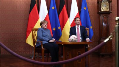 Streit um UN-Migrationspakt: Merkel verteidigt Abkommen – Polen geht auf Distanz