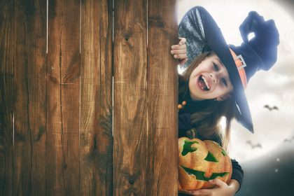 Rund hundert Festnahmen bei Halloween-Randale in Frankreich