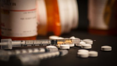 Ärzte verschreiben leichtsinnig todbringende Medikamente: Rund 70.000 Drogentote in 2017 in den USA