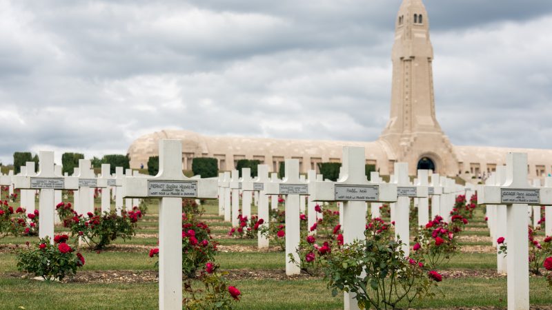 Ein Arzt gibt den Toten von Verdun ihre Namen zurück