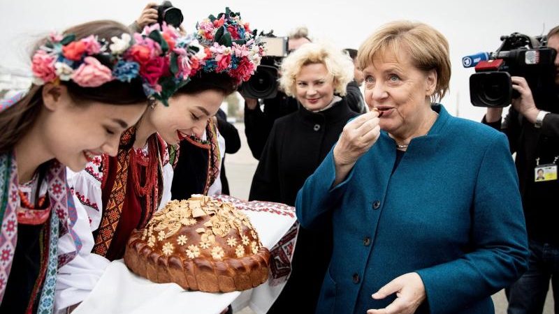 Merkel zu politischen Gesprächen in der Ukraine