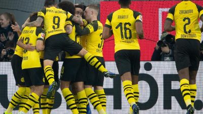Dortmund bleibt Erster – Arbeitssieg in Wolfsburg