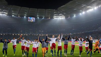 «Ein sehr schöner Abend»: HSV nach Sieg gegen Köln Spitze