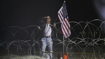 Grenzdurchbruch: 42 illegale Migranten auf US-Territorium festgenommen