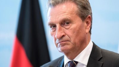 EU-Kommissar Oettinger: Wahlschlappe liegt nicht an Merkel – warnt vor Ende der Großen Koalition