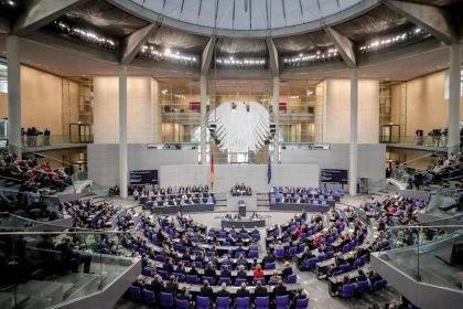 Rekordhaushalt 2019: AfD will im Fall von Regierungsübernahme die Minister wegen Steuerverschwendung verklagen