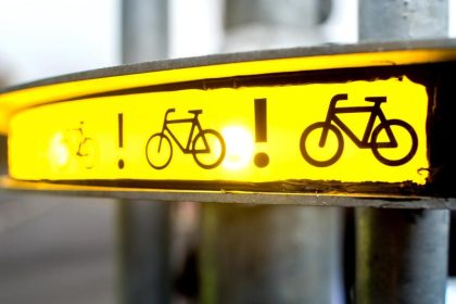 Rechtsabbiege-Unfälle: “Bike-Flash” soll Radfahrer schützen