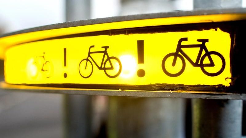 Rechtsabbiege-Unfälle: „Bike-Flash“ soll Radfahrer schützen