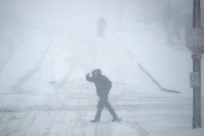 Chicago versinkt im Schneechaos – Weitere Warnung vor Schneestürmen in den USA