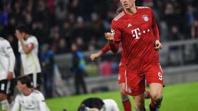 Kovac liefert – und wie: Bayern stürmen ins Achtelfinale