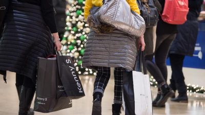 Corona-Lockdown verdirbt Einzelhändlern Aussicht auf wichtiges Weihnachtsgeschäft