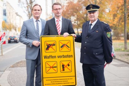Leipzig: Seit Montag Waffenverbots-Zone um Eisenbahnstraße – Straßenbahnen kündigen Fahrgästen künftig den Eintritt in die Zone an