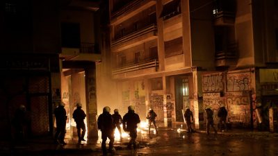 Bombe explodiert vor Gebäude von privatem Fernsehsender in Athen